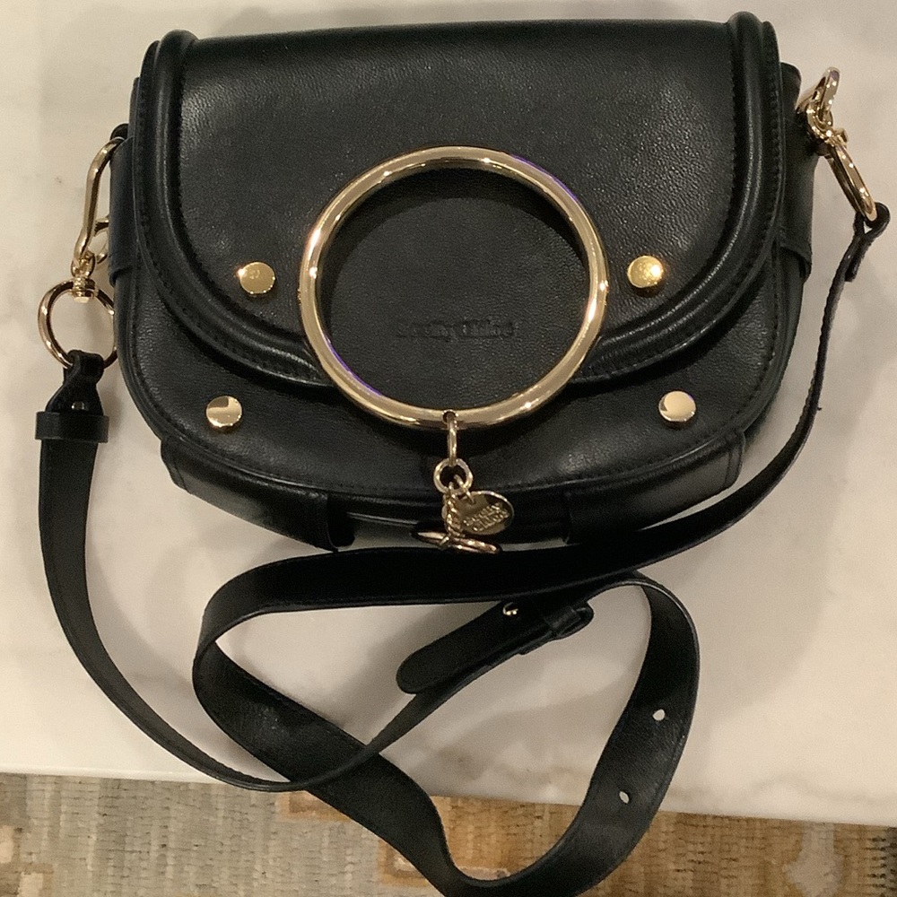 94. SeeBy Chloe Chic Black Leather Crossbody Bag with Gold Ring Detail, Brand - Picture 3 of 3
